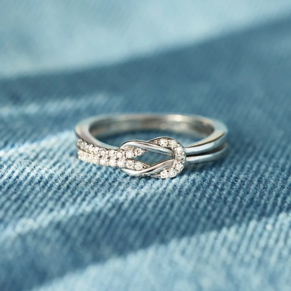 SQUARE KNOT RING - Picture 6 of 9